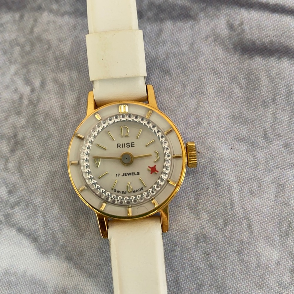 vintage RISSE wind up mechanical watch 17 Jewels